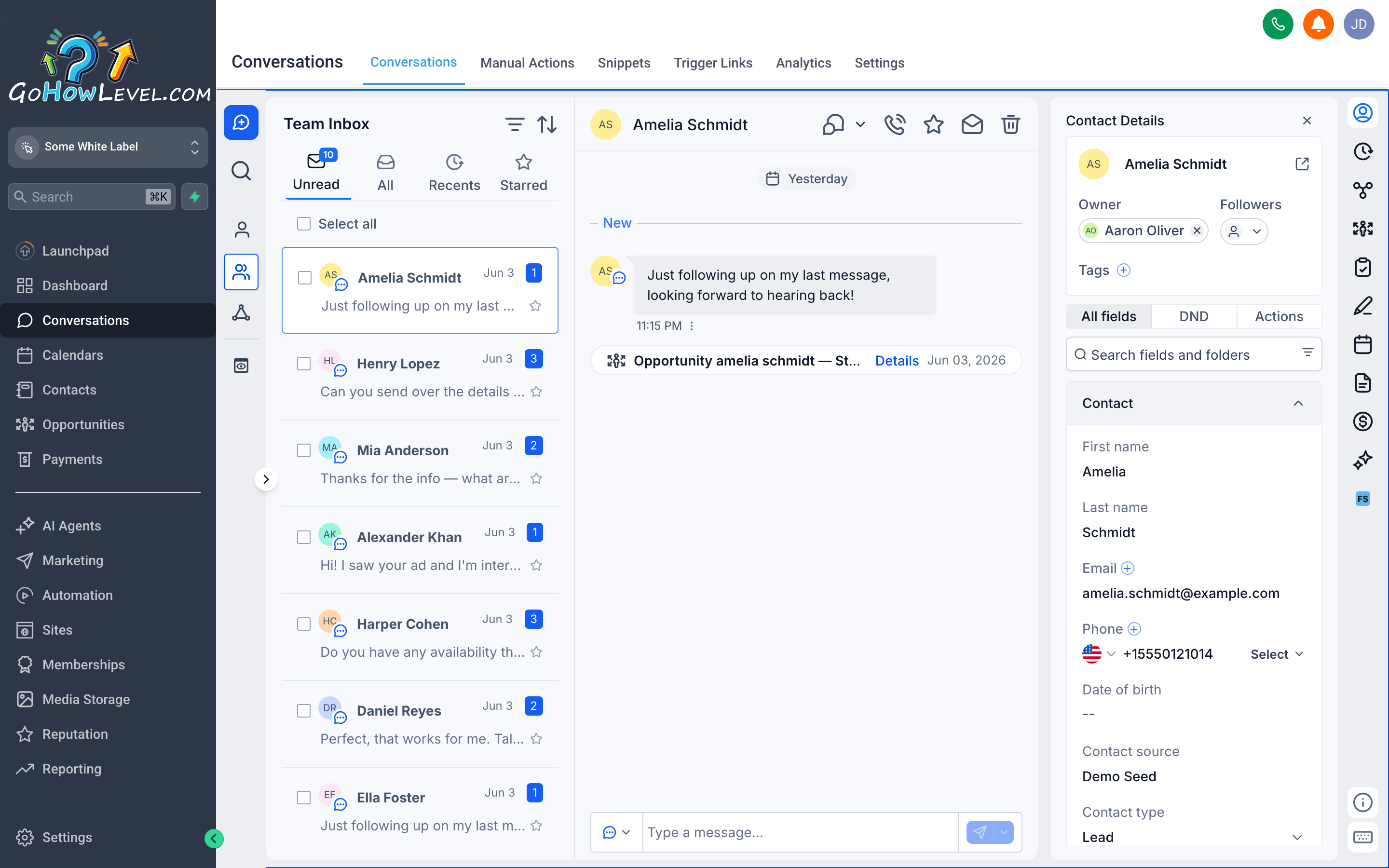 An open conversation thread in the unified inbox showing the message history on the right and the reply box at the bottom